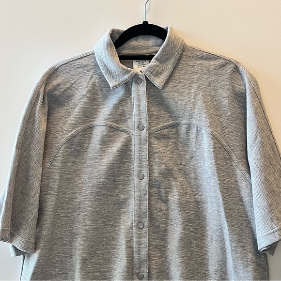 Woman’s new with tags size XS adidas LOUNGE TERRY LOOP SHIRT - Picture 6 of 10